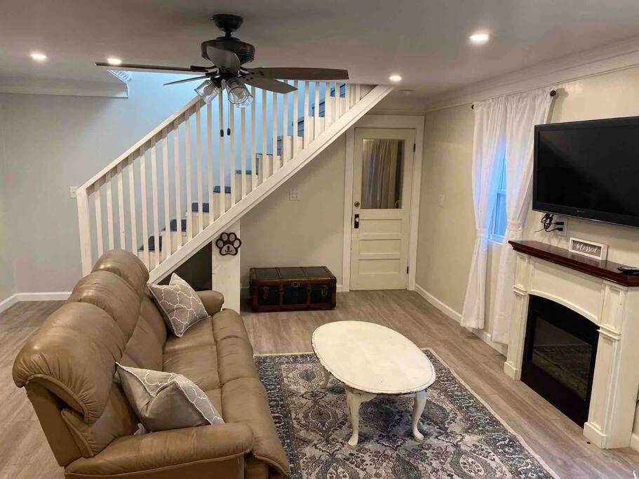 Beautiful Farmhouse In Fernandina Beach Exterior foto